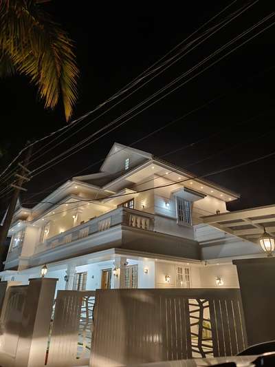 Completed Project at Cherai,Vypin

Area-2650 sq ft

Colonial Design

Cost -1 cr