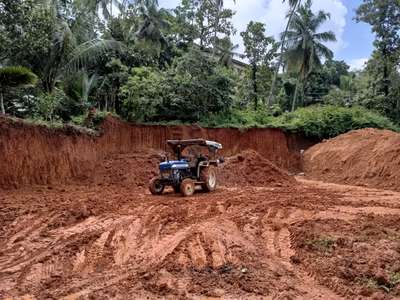 കോഴിക്കോട് രാമനാട്ടുകരയിൽ എൻഎച്ച് ബൈപ്പാസ് ഇൽ നിന്നും ഒന്നര കിലോമീറ്റർ അകലെ സെന്റിനൽ രണ്ടു ലക്ഷത്തി അറുപത്തി അയ്യായിരം രൂപക്ക് വീടുകൾ നിർമ്മിക്കാൻ സ്ഥലം വില്പനയ്ക്ക്   mob 9645766817