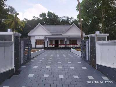 2800 sqft house with #nadumuttam