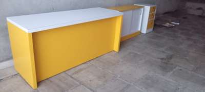 # office counter with 3 drover box , files sliders