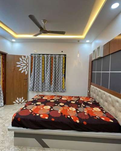 Master Bedroom ❤️
for enquiry contact-9560246930
#MasterBedroom #BedroomDecor #KingsizeBedroom #WoodenBeds #BedroomIdeas #ModernBedMaking #FalseCeiling #ceilinglight #fan #fancylighting #Architectural&Interior #LUXURY_INTERIOR