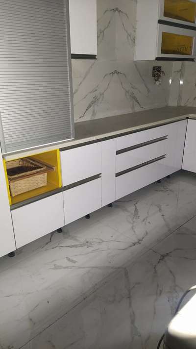 #ModularKitchen  moduler kitchen bardrobe tv unit bed woord work ke lye sampark kare 7088224012