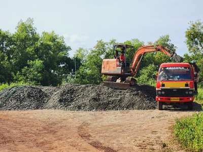 We have the necessary infrastructure and skilled labor to ensure that your travels are smooth with well-constructed and tarred roads.
#privateroad #ROAD #Bitumin #concreteroads #Roller