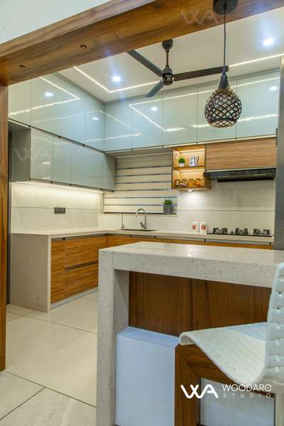 “If you can organise your kitchen, you can organise your life.”

@woodarc studio 
 #keralahomeplans  #keralahomeinterior  #keralahomesdesign  #homeinteriorsdesign  #KitchenCeilingDesign  #ModularKitchen  #KitchenInterior  #KitchenDesigns