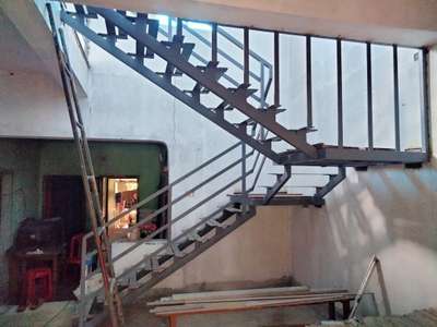 #SteelStaircase #HouseDesigns #HouseConstruction