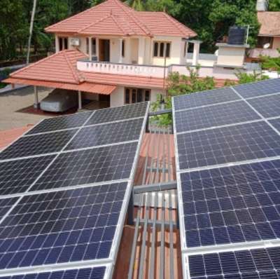 Solar panels work lowcoast