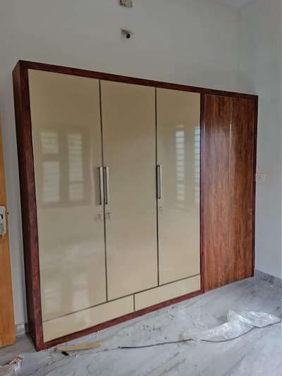 #4DoorWardrobe
#WardrobeDesigns
#GypsumCeiling