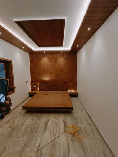 #Plywood  #Veneer  #VeneerCeling  #GypsumCeiling  #BedroomDecor  #coat