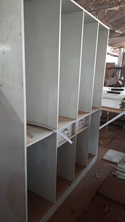 modular wardrobe fully manufactured in machine
lamination pasting= 100degree
edgeband=  Homagmachine
boring= 2head machine