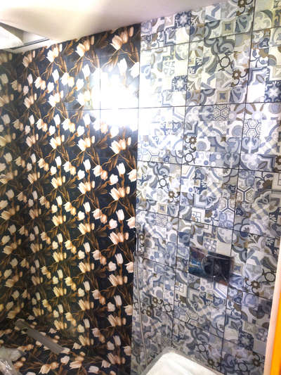 #BathroomDesigns  #BathroomTIles