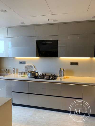 Nuetral kitchen at #mahagunmezaria 

 Carcass: #actiontesa (HDHMR)
Laminate: #merinolaminates 
Hardware and fixtures: #hettichindia