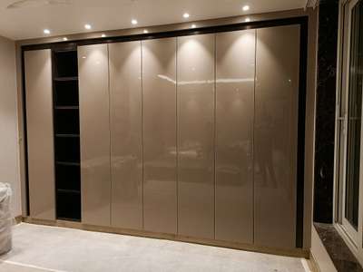 high gloss wardrobe