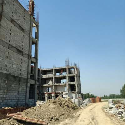 4 मेसन और 15 लेबर की जरूरत है AAC BLOCK WORK के लिए