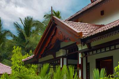 traditional house
#TraditionalHouse #Nalukettu #exterior_Work #ElevationDesign #Completed #KeralaStyleHouse