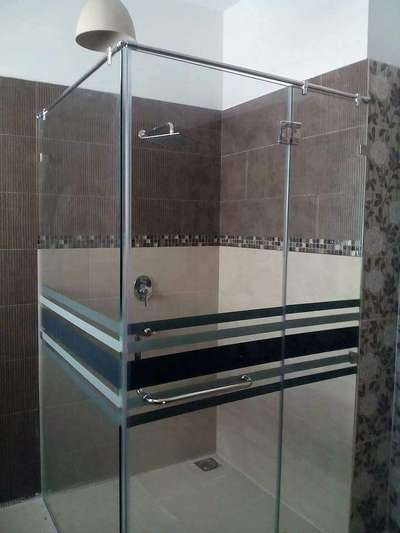 GLASS BATHROOM
AGAR APKO KRANA HAI TO 9582957351 PR CONTACT KARE