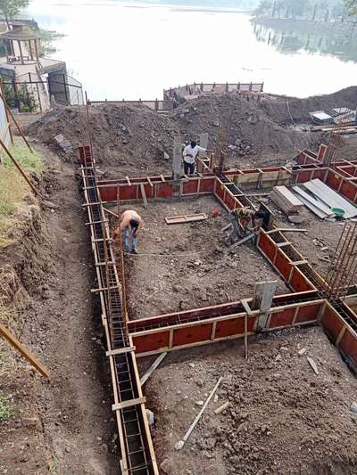 *site visit / supervision*
all kind of building construction work 
#planning # building layout # building cost estimation # contractor provided