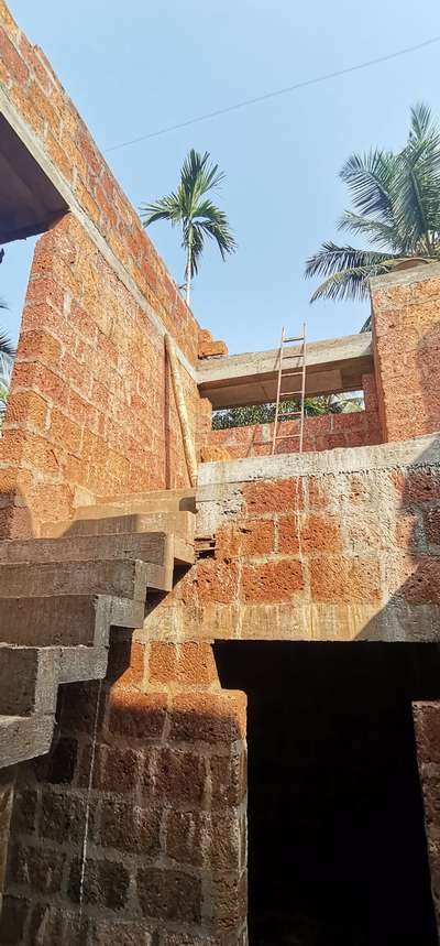 ONGOING
.
.
.
#sitestories #4BHKPlans  #CivilEngineer  #architecturedesigns  #KeralaStyleHouse  #keralastyle  #Residencedesign  #HouseDesigns  #lateritestone  #ContemporaryHouse  #ContemporaryDesigns  #keralaplanners  #archviz  #Architect  #architecturalplaning   #indianarchitectsandbuilders
. 
.
.