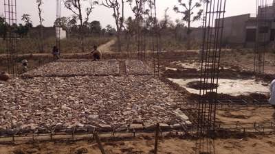 with meteriyal side work progress in sastarinagar ji aipur 1450 me 3000sq.ft balveer kumawat contractor 8278606160(w)no 9785462827