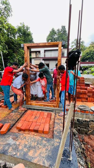 chitilapilly site 🏡🏡
.
.
.
.
.
 #kattilaveppu #thrissurbuilders #Thrissur #geohabbuilders #kattila_veppu #sitestories #koloeducation