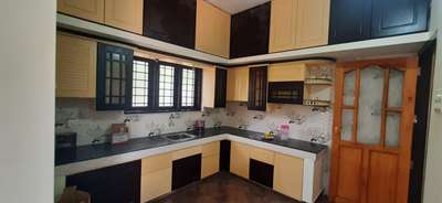 kitchen cabinet