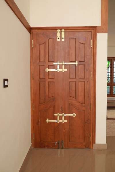 Model name :Traditional art of saksha.
safety lock for double door,Inside use.

Model rate :4250 - Brass
                    :2650- Stainless steel


Models available:
1.Brass
2. Stainless Steel

കേരളത്തിൽ എവിടെയും വന്നു set ചെയ്തു കൊടുക്കുന്നു