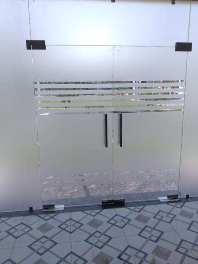 Toughened Glass Work with Frosted Film