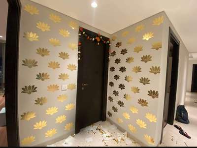 mugal design gold leaf work 

 #mugalart 
 #goldleaf 
 #HouseDesigns