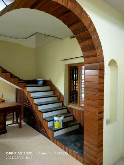 wooden steps

on tile