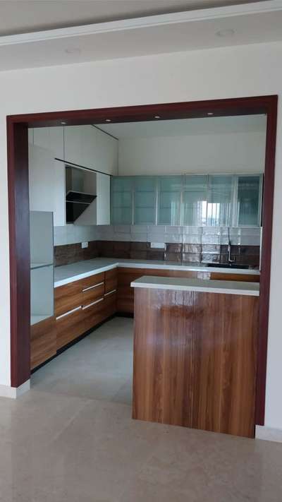 #ModularKitchen  #KitchenIdeas #Modularfurniture  #LShapeKitchen