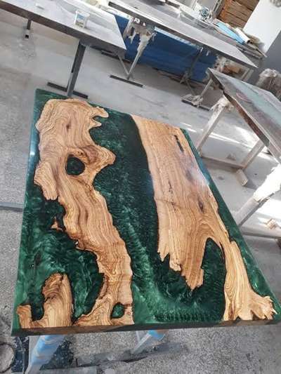 green colour epoxy resin table top. Epoxy resin table top and products manufacturer.
contact us +91 8432614005
