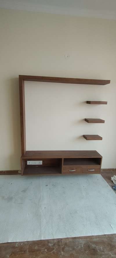 TV UNIT