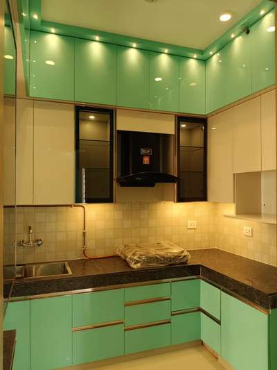 modular kitchen and almirah