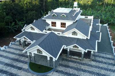 ROOFING SHINGLES - 9995134504
#RoofingShingles #shinglesroofing #Shingles #shinglestyle #shinglestyle #roofing #SlopingRoofHouse #homesweethome  #rooftop #slopesite #RoofingIdeas #Roofwork #roofshield