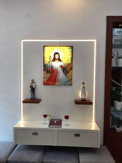 മനോഹരമായ ഒരു രൂപക്കുഡ് beautiful alter #cristian_alter #ChristianPrayerRoom #PrayerCorner #simpleprayerarea  #InteriorDesigner #newmodal