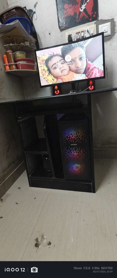 granite computer table