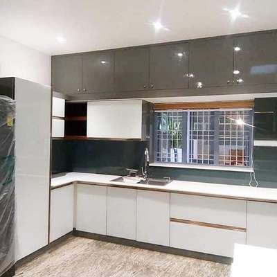 Modular Kitchen by Huda Interior #InteriorDesigner #LargeKitchen