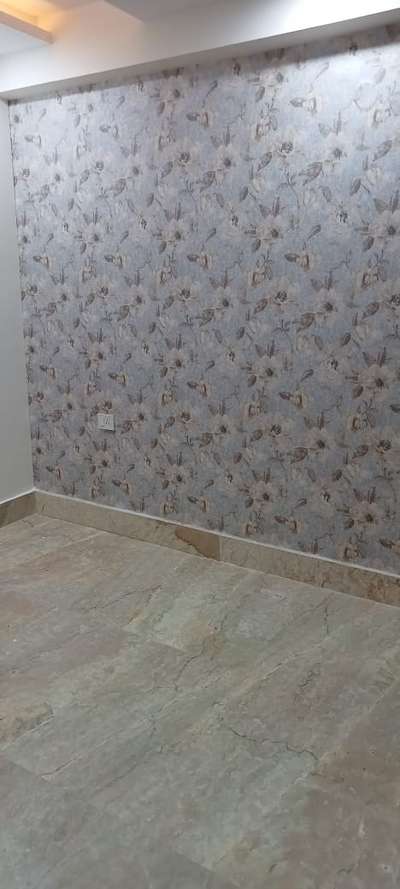 all type wallpaer and flooring with labour rate..if u r interested ..only materials..m give materials ..curtin rod ..blind also avilable
 #Delhi_Dwarka_Sector_6