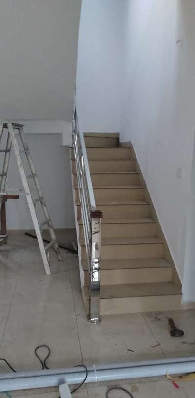 #StaircaseHandRail  #SteelStaircase