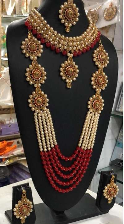 Latest Women's Jewellery Sets
Name: Latest Women's Jewellery Sets
Base Metal: Alloy
Plating: Gold Plated
Stone Type: American Diamond
Sizing: Adjustable
Type: Necklace and Earrings
Net Quantity (N): 1
Country of Origin: India