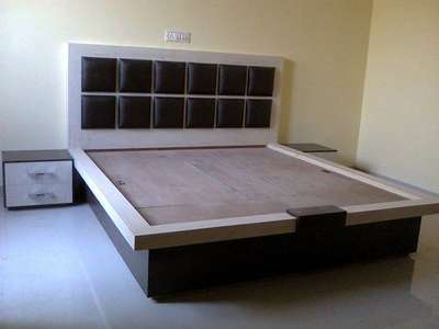 bed 35000 rupaye price
