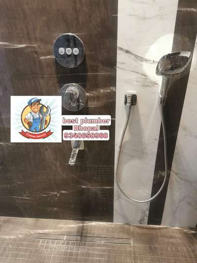 Hamare Yahan model bathroom banae Jaate Hain best plumber #Plumber  #architact  #plumbering