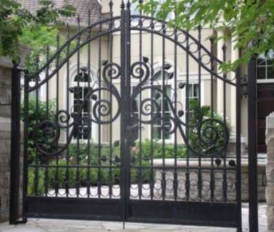 iron gate
.
.
.
. # iron gate  #StainlessSteelBalconyRailing #Steeldoor #irondoors with powder coating