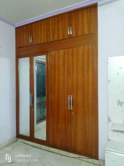 police and melamine
paint work sarvesh
interior work 🏢