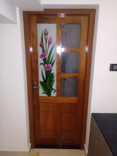 Door with glass Hetching