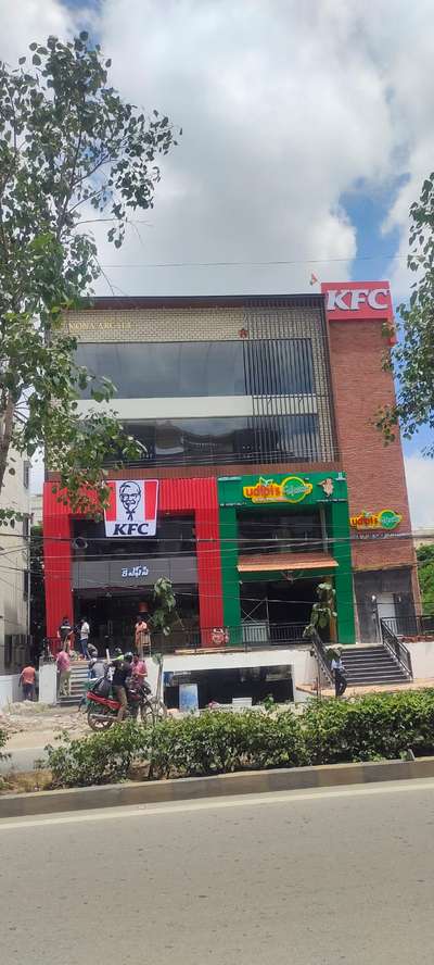 vishakapatnam KFC project done opening day #kfc #vizagproject #InteriorDesigner #alloverindia #allinterior #interiorcontractor #infrastructureproject #work #civilwork #TexturePainting #plumbingwork #carpenterwork #fabrication_work #electricalwork #contactme