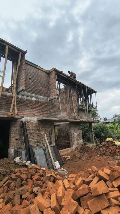 concrete day 🧱🏠 


#HouseDesigns  #ElevationHome  #ContemporaryHouse  #HomeDecor  #constructionsite  #CivilEngineer  #Architect  #ClosedKitchen  #OpenKitchnen  #kitchen #dininghall  #sitout #BalconyIdeas  #MasterBedroom  #Bedroom #baywindow  #patio #courtyardhouse  #Workarea  #carporch #sunshade #lintel #concrete #window #FrenchWindows  #toilet #painting #plastering #brick #Homeideas #3bhk #4bhk #TraditionalHouse  #Gate #compoundwall #Door #wardrobe #ceiling #RoofingIdeas #parapet #stepdesign #column #beam #foundation #InteriorDesigner