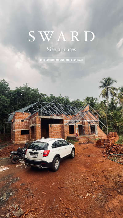 Sward on going 

#sitestories  #homeinterior  #keralatraditionalmural  #SlopingRoofHouse