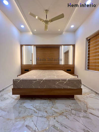 Bedroom interior

 #BedroomDesigns #cielingdesign #cotheadboard #dressingunit #mirrorunit #moderndesgin #interriordesign #residentialinteriordesign #constuction #FlooringDesign #lightingdesign
