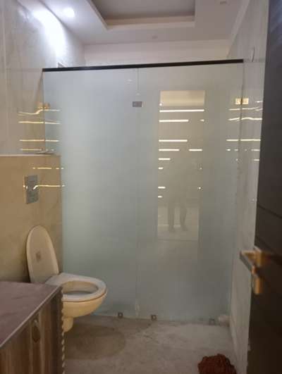 #Shower_Cubicle_Partition   #Toughened_Glass 
#frostedglassfilmdealer