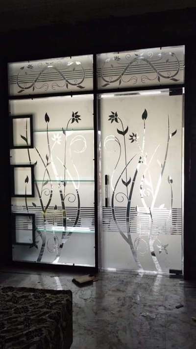 assora glass company
in ghaziabad
9311117510